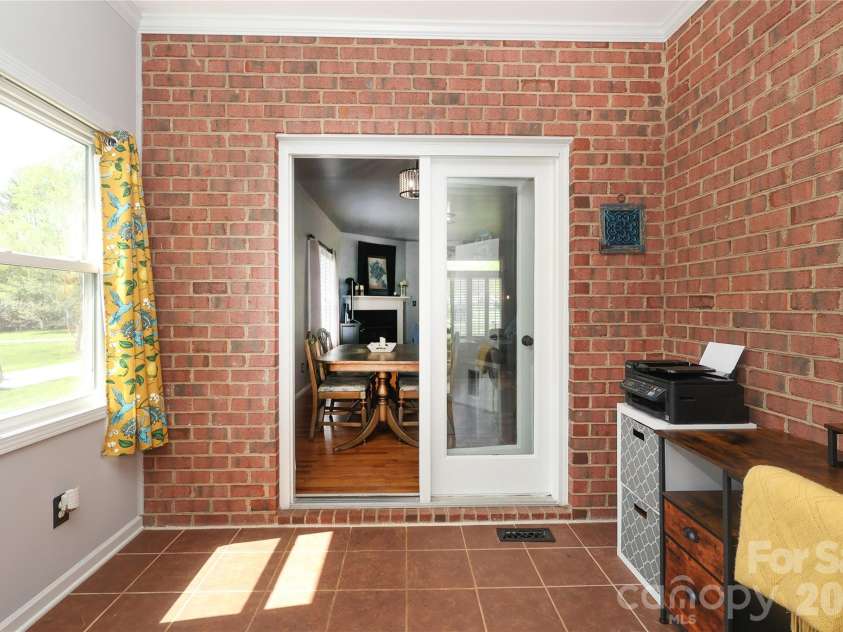 7982 King Arthurs Court, Denver, NC 28037.  MLS# CAR4361981, YatesRealty ID 11553. 