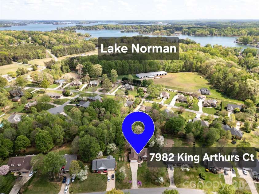 7982 King Arthurs Court, Denver, NC 28037.  MLS# CAR4361981, YatesRealty ID 11553. 