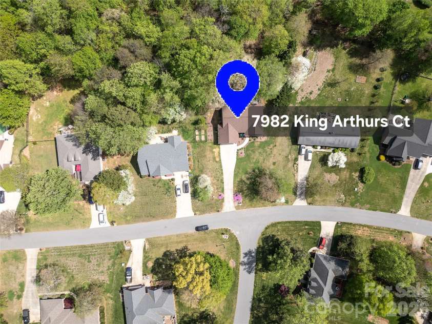 7982 King Arthurs Court, Denver, NC 28037.  MLS# CAR4361981, YatesRealty ID 11553. 
