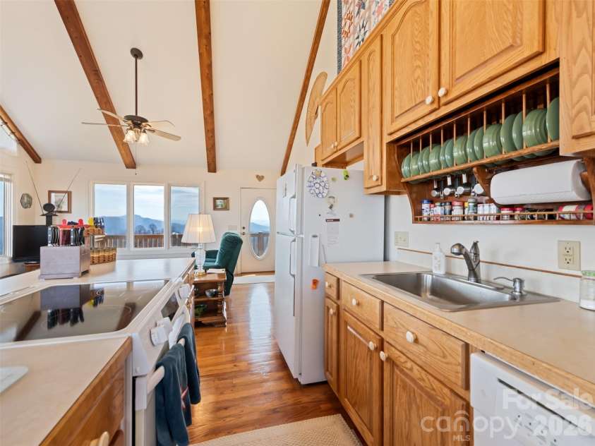 1007 Turkey Trot Road, Clyde, NC 28721.  MLS# CAR4362847, YatesRealty ID 11554. 