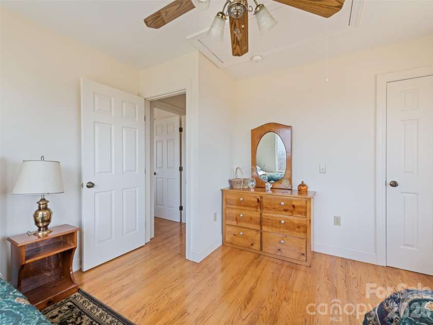 1007 Turkey Trot Road, Clyde, NC 28721.  MLS# CAR4362847, YatesRealty ID 11554. 
