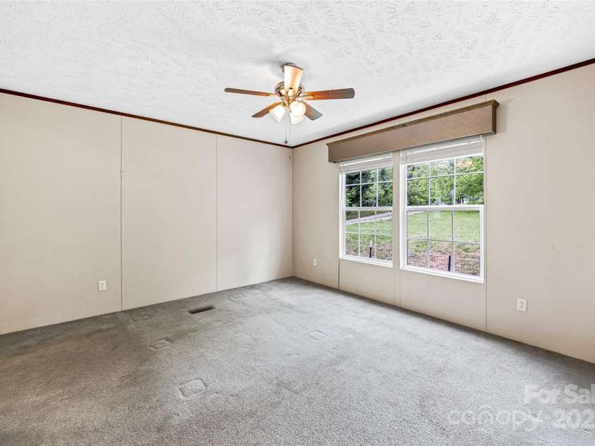 802 Concord Road, Fletcher, NC 28732.  MLS# CAR4250998, YatesRealty ID 11555. 
