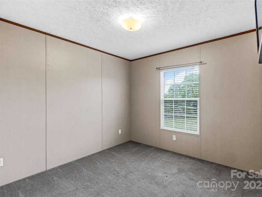 802 Concord Road, Fletcher, NC 28732.  MLS# CAR4250998, YatesRealty ID 11555. 