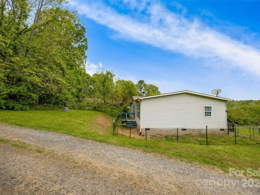802 Concord Road, Fletcher, NC 28732.  MLS# CAR4250998, YatesRealty ID 11555. 