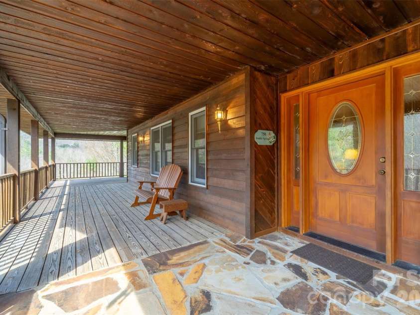 750 Double Springs Drive, Almond, NC 28702.  MLS# CAR4362670, YatesRealty ID 11556. 