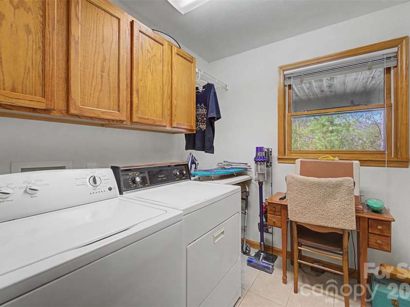 750 Double Springs Drive, Almond, NC 28702.  MLS# CAR4362670, YatesRealty ID 11556. 