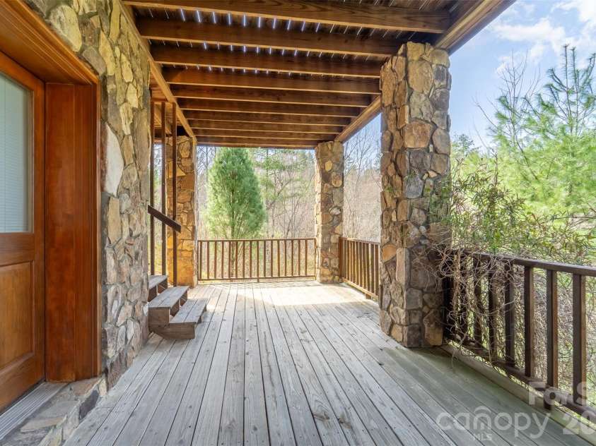 750 Double Springs Drive, Almond, NC 28702.  MLS# CAR4362670, YatesRealty ID 11556. 