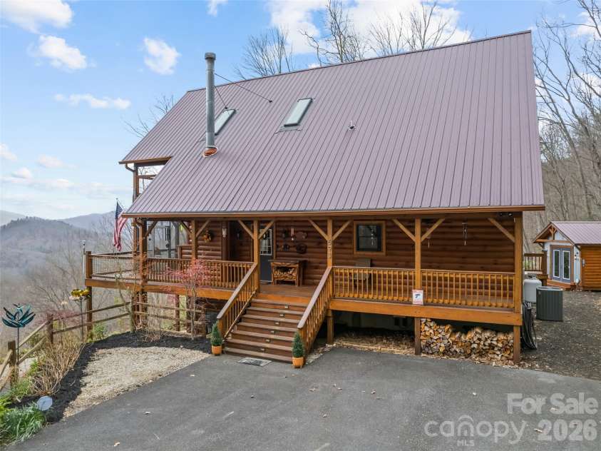 693 High Splendor Road, Robbinsville, NC 28771.  MLS# CAR4362499, YatesRealty ID 11558. 