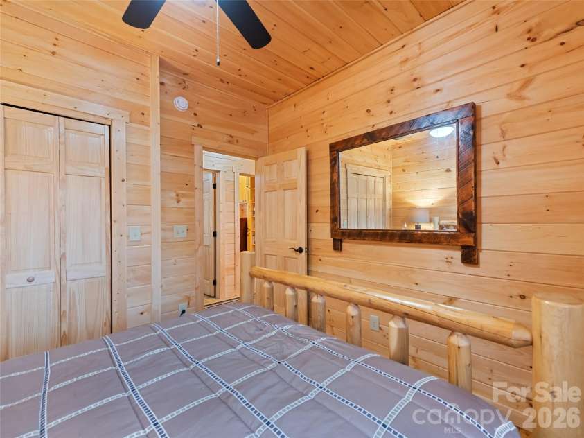693 High Splendor Road, Robbinsville, NC 28771.  MLS# CAR4362499, YatesRealty ID 11558. Main Level Bedroom
