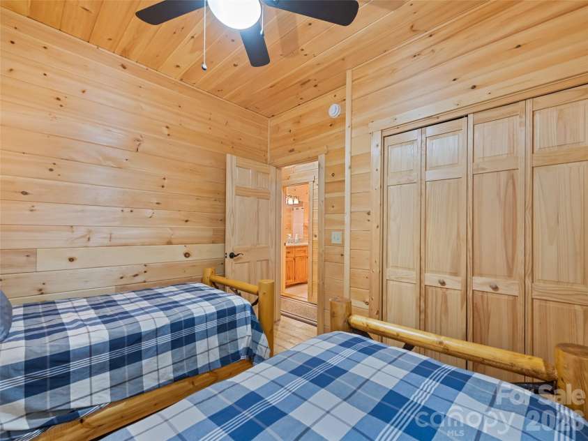 693 High Splendor Road, Robbinsville, NC 28771.  MLS# CAR4362499, YatesRealty ID 11558. Main Level Secondary Bedroom