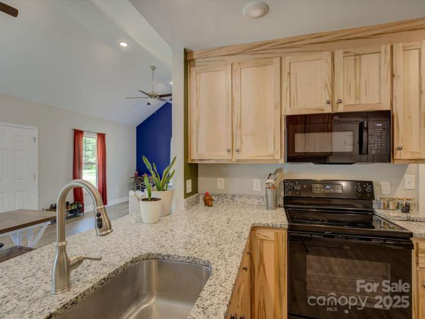 1454 King Road, York, SC 29745.  MLS# CAR4255500, YatesRealty ID 11559. 