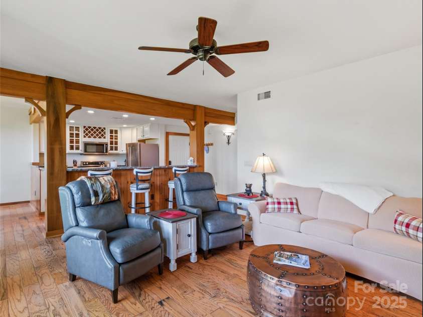 61 Creekside Way, Burnsville, NC 28714.  MLS# CAR4308739, YatesRealty ID 11560. 