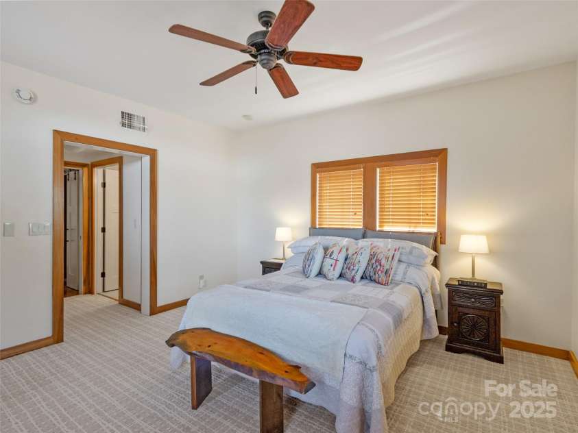 61 Creekside Way, Burnsville, NC 28714.  MLS# CAR4308739, YatesRealty ID 11560. 