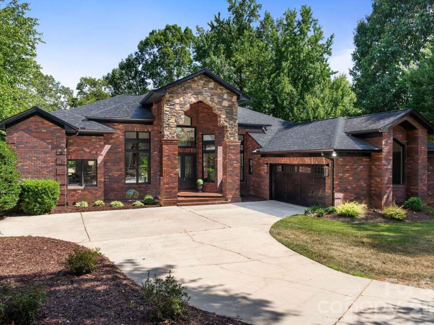 8806 Hearthstone Court, Terrell, NC 28682.  MLS# CAR4402631, YatesRealty ID 11561. Front exterior