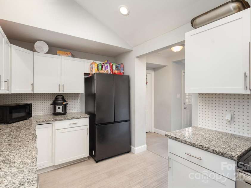 92 Saint Charles Avenue, Concord, NC 28025.  MLS# CAR4256524, YatesRealty ID 11561. 