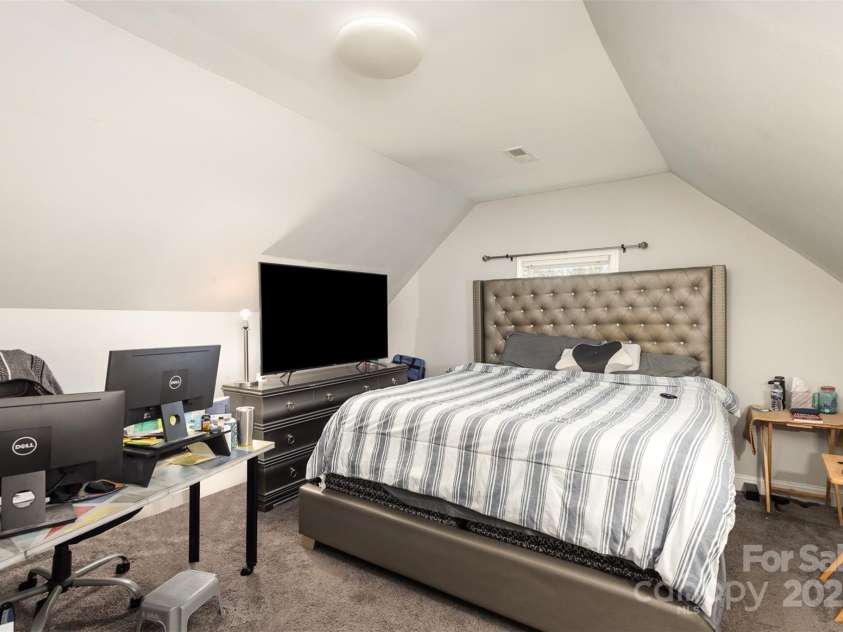 92 Saint Charles Avenue, Concord, NC 28025.  MLS# CAR4256524, YatesRealty ID 11561. 