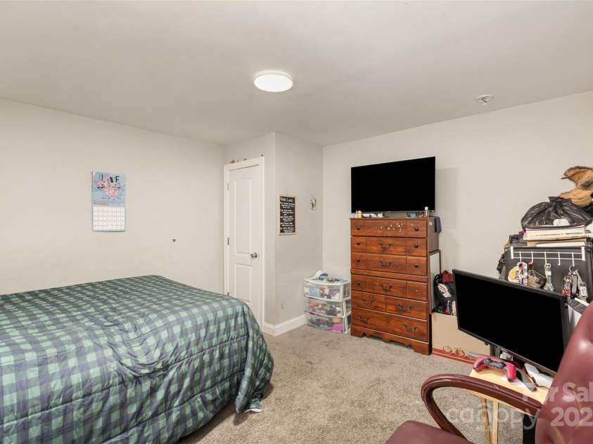 92 Saint Charles Avenue, Concord, NC 28025.  MLS# CAR4256524, YatesRealty ID 11561. 