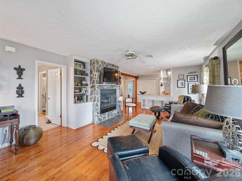 120 Wintergreen Patch Lane, Burnsville, NC 28714.  MLS# CAR4363368, YatesRealty ID 11562. 