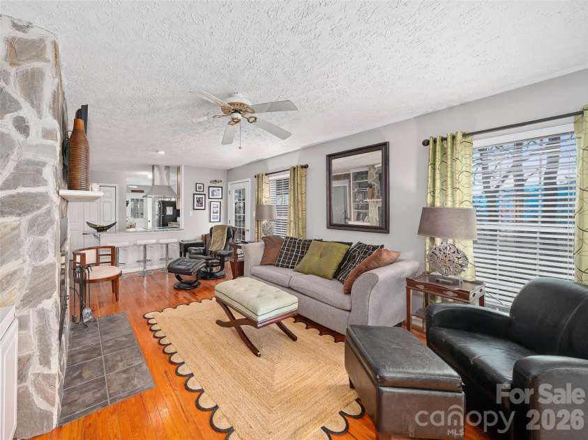 120 Wintergreen Patch Lane, Burnsville, NC 28714.  MLS# CAR4363368, YatesRealty ID 11562. 
