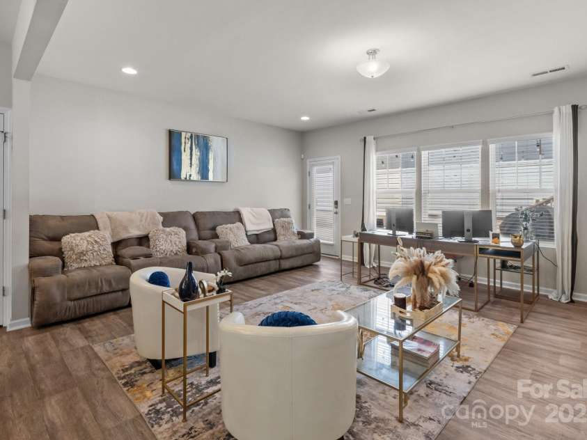 15021 Meacham Farm Drive, Huntersville, NC 28078.  MLS# CAR4257198, YatesRealty ID 11563. 