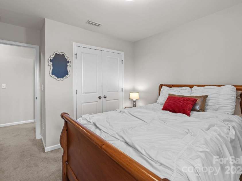 15021 Meacham Farm Drive, Huntersville, NC 28078.  MLS# CAR4257198, YatesRealty ID 11563. 