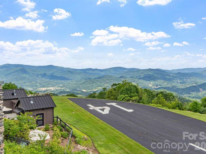 151 Austin Mountain Drive, Burnsville, NC 28714.  MLS# CAR4363639, YatesRealty ID 11563. 