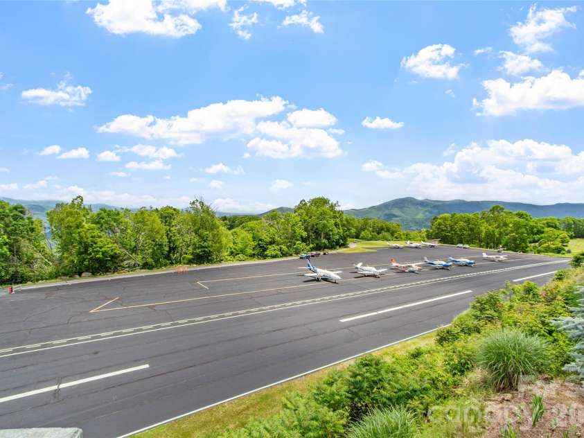 151 Austin Mountain Drive, Burnsville, NC 28714.  MLS# CAR4363639, YatesRealty ID 11563. 
