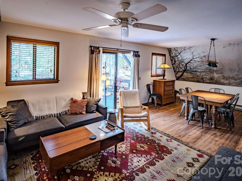 20 Lady Slipper Loop, Newland, NC 28657.  MLS# CAR4363646, YatesRealty ID 11564. 