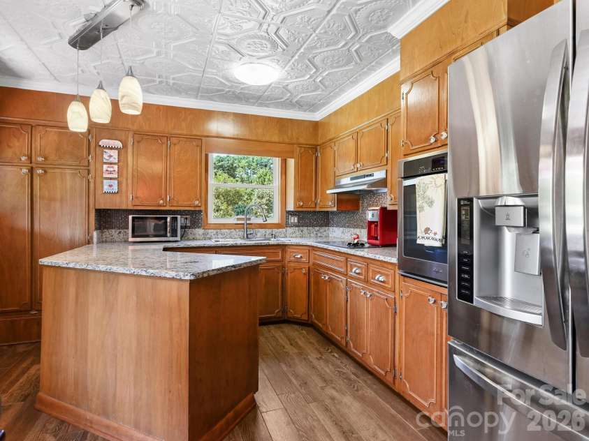 1771 Drexel Road, Valdese, NC 28690.  MLS# CAR4364186, YatesRealty ID 11568. Kitchen