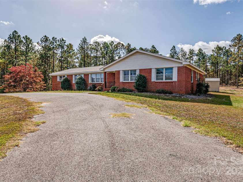 8684 Teals Mill Road, Cheraw, SC 29520.  MLS# CAR4195030, YatesRealty ID 11568. 