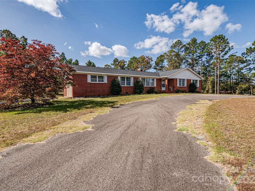 8684 Teals Mill Road, Cheraw, SC 29520.  MLS# CAR4195030, YatesRealty ID 11568. 