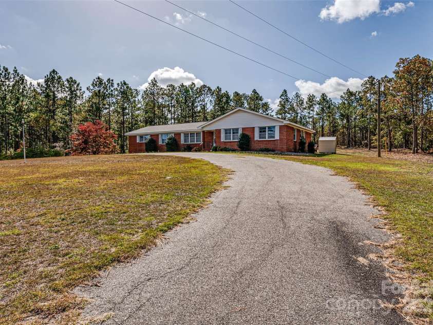 8684 Teals Mill Road, Cheraw, SC 29520.  MLS# CAR4195030, YatesRealty ID 11568. 
