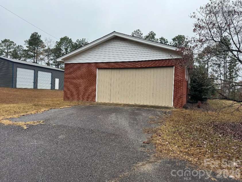 8684 Teals Mill Road, Cheraw, SC 29520.  MLS# CAR4195030, YatesRealty ID 11568. 