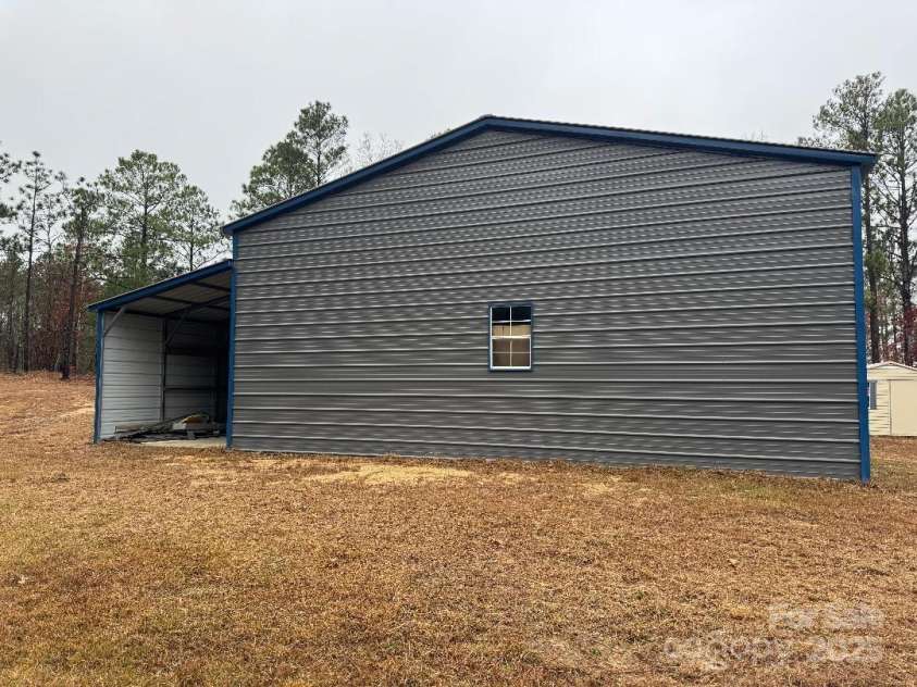 8684 Teals Mill Road, Cheraw, SC 29520.  MLS# CAR4195030, YatesRealty ID 11568. Shop & lien too