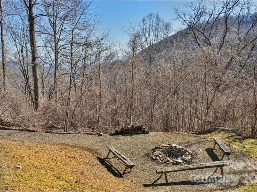 580 Freemont Drive, Leicester, NC 28748.  MLS# CAR4057787, YatesRealty ID 1157. 