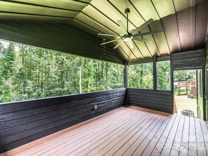122 39th Avenue Court, Hickory, NC 28601.  MLS# CAR4282182, YatesRealty ID 11570. Covered porch with gorgeous ceiling.