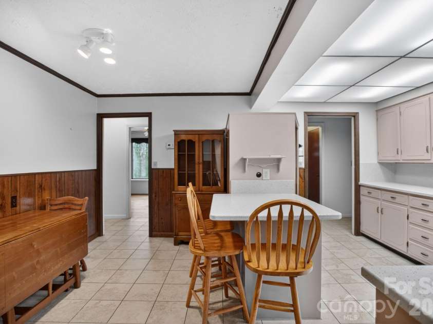 4783 Calico Road, Lenoir, NC 28645.  MLS# CAR4364463, YatesRealty ID 11570. 