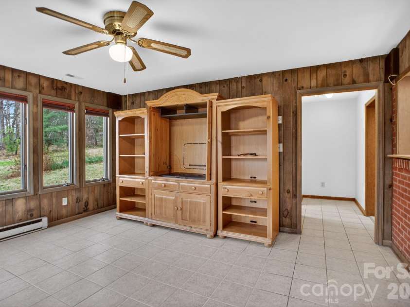 4783 Calico Road, Lenoir, NC 28645.  MLS# CAR4364463, YatesRealty ID 11570. 