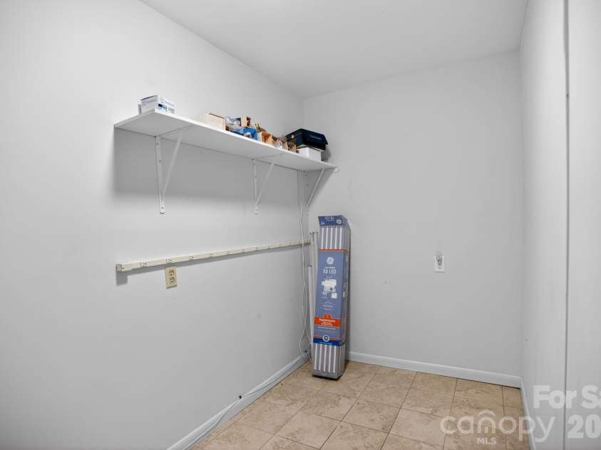4783 Calico Road, Lenoir, NC 28645.  MLS# CAR4364463, YatesRealty ID 11570. 