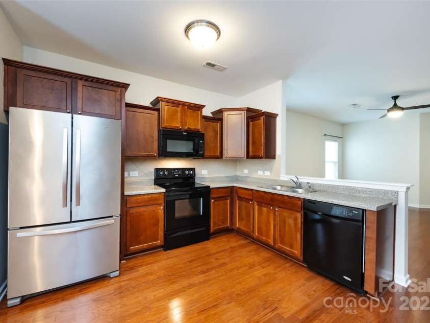 5216 Crystal Lakes Drive, Rock Hill, SC 29732.  MLS# CAR4226048, YatesRealty ID 11572. 
