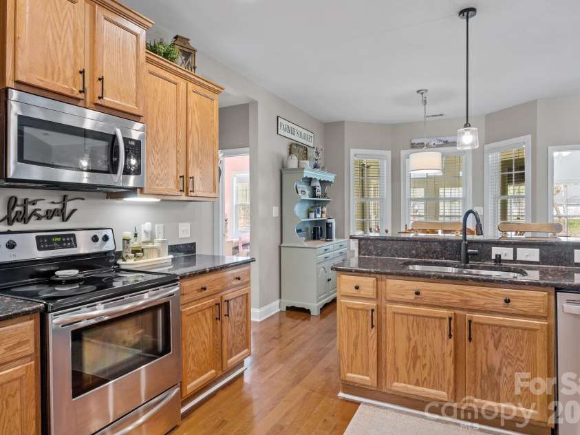 1667 Warwick Court, Lincolnton, NC 28092.  MLS# CAR4365135, YatesRealty ID 11573. 