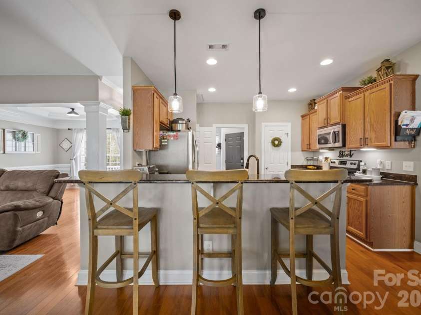 1667 Warwick Court, Lincolnton, NC 28092.  MLS# CAR4365135, YatesRealty ID 11573. 