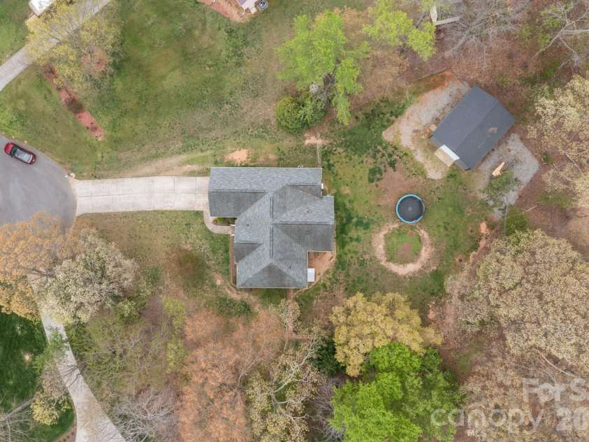 1667 Warwick Court, Lincolnton, NC 28092.  MLS# CAR4365135, YatesRealty ID 11573. 