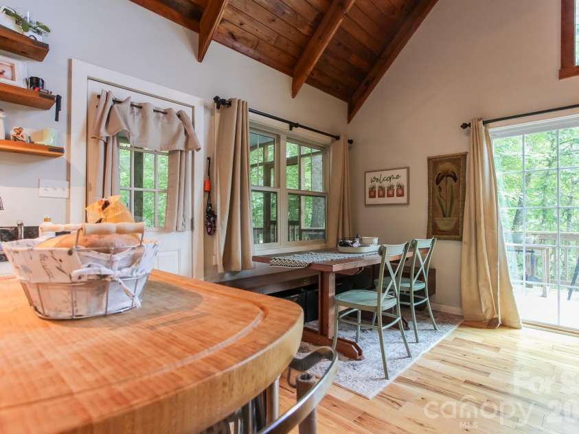 292 Wolf Creek Heights, Almond, NC 28702.  MLS# CAR4365198, YatesRealty ID 11574. 