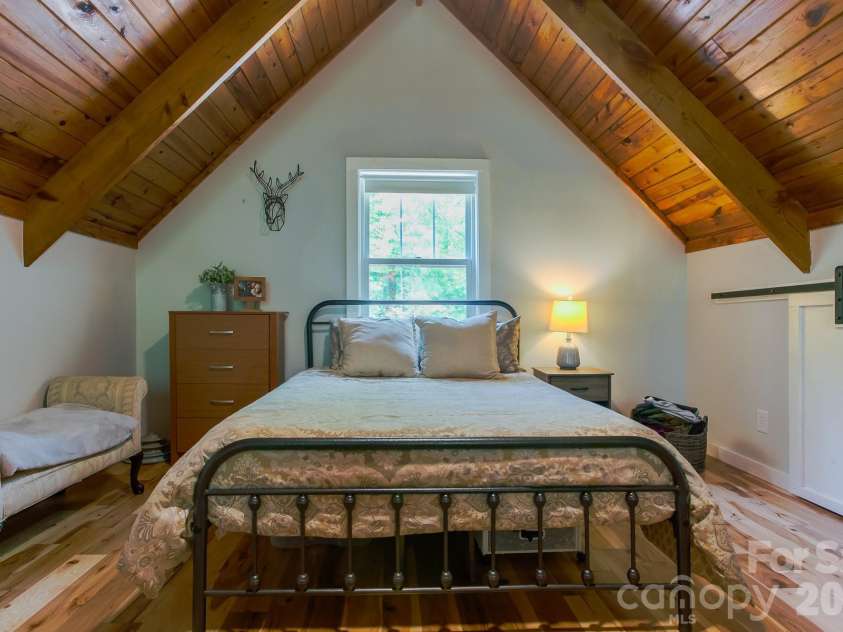292 Wolf Creek Heights, Almond, NC 28702.  MLS# CAR4365198, YatesRealty ID 11574. 