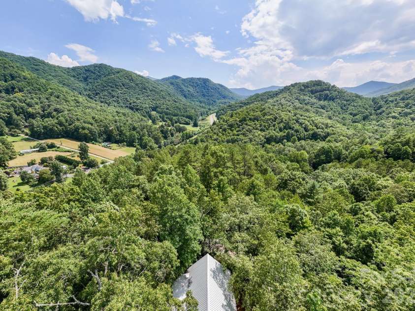 292 Wolf Creek Heights, Almond, NC 28702.  MLS# CAR4365198, YatesRealty ID 11574. 