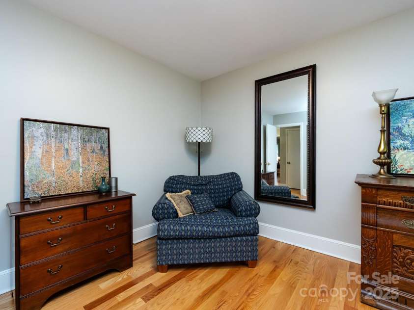 6616 Williams Road, Charlotte, NC 28215.  MLS# CAR4249256, YatesRealty ID 11574. Living Room portion