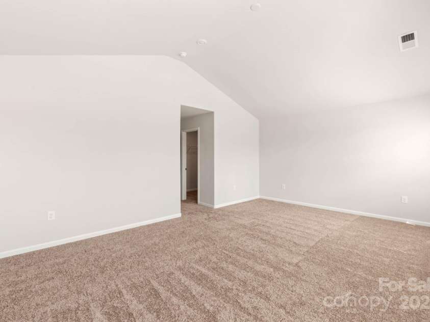 3334 Strong Box Lane, Gastonia, NC 28052.  MLS# CAR4257233, YatesRealty ID 11575. 