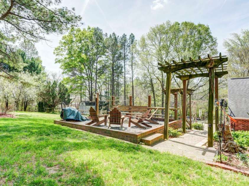 1035 Brafford Drive, Concord, NC 28025.  MLS# CAR4364837, YatesRealty ID 11578. 