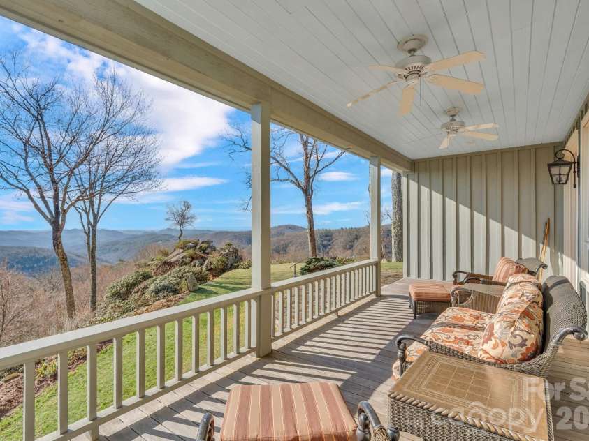 933 Thunder Ridge Lane, Lenoir, NC 28645.  MLS# CAR4363345, YatesRealty ID 11579. 